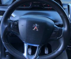 Peugeot 208 1.6 Feline Pack Cuir 2015 - Imagen 8