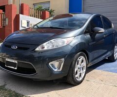 Ford Fiesta Kinetic Titanium 2011