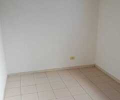 Casa y local comercial, IDEAL PARA INVERSIONISTAS - Imagen 5
