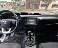 Toyota Hilux DX 4x4 cabina simple modelo 2021 - Imagen 3