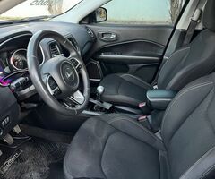 Jeep Compass Sport 2.4 MT6 FWD con GNC – Mod 2018 - Imagen 5
