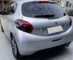 Peugeot 208 Feline Pack cuir 1.6 Mod 2017 - Imagen 2