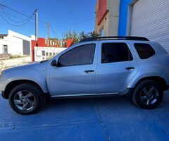 Renault Duster 1.6 con GNC modelo 2013 - Imagen 7