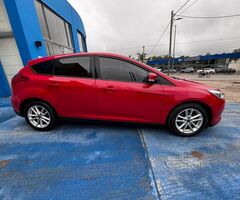 Ford Focus S 1.6 (2017) – Impecable - Imagen 2