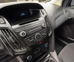 Ford Focus S 1.6 (2017) – Impecable - Imagen 6
