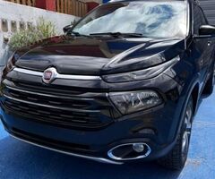 Fiat Toro 2.0 Volcano 4x4 AT9 (2017) - Imagen 2