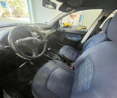 PEUGEOT 206 XR PREMIUM 1.6 Mod 2003 - Imagen 4