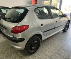 PEUGEOT 206 XR PREMIUM 1.6 Mod 2003 - Imagen 5