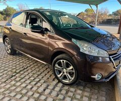 Peugeot 208 Feline 1.6 Mod 2013