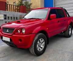 Mitsubishi L200 2.5 Sport Hpe Cab Doble 4x4 MOD 2006