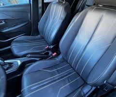 Peugeot 208 1.6 Feline tiptronic MOD 2022 - Imagen 7