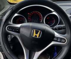 Honda Fit EXL MT Mod 2010 - Imagen 8